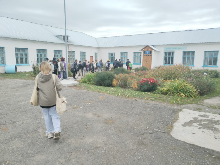 Наша школа распахнула свои двери для школьников из Новообинцевской СОШ..