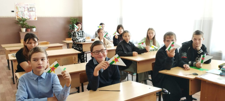Сентябрьские письма солдатам СВО с любовью от учащихся!.